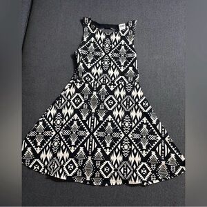 Victoria’s Secret PINK XS Mini dress with open back